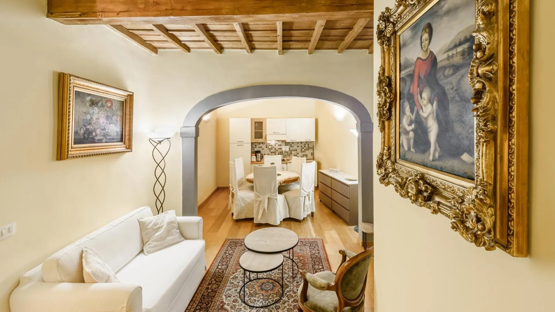 Appartamento Il Nido Di Santa Croce By Mmega Firenze Italia