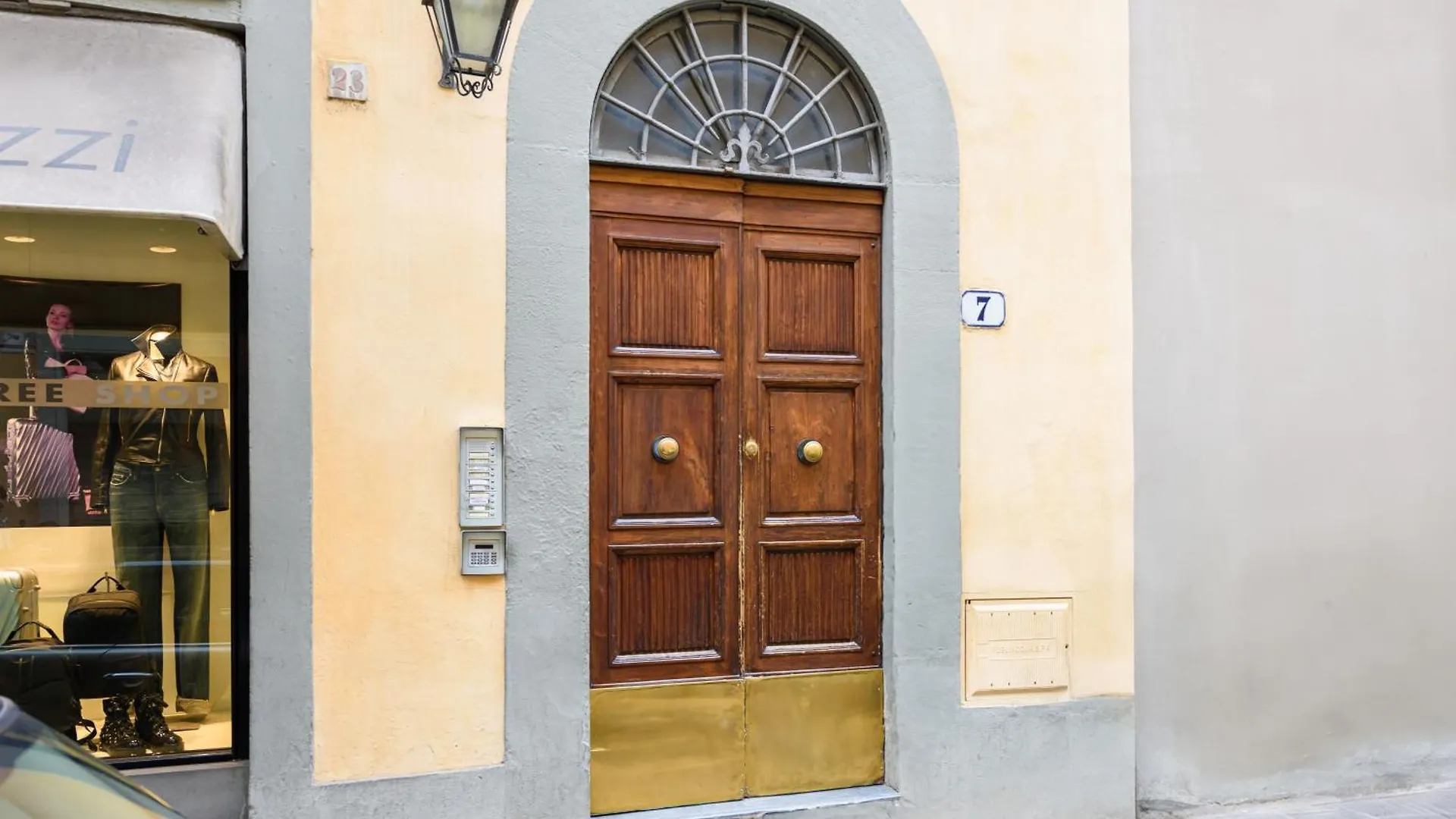 Appartamento Il Nido Di Santa Croce By Mmega Firenze Italia